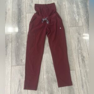 Figs maternity scrub pants